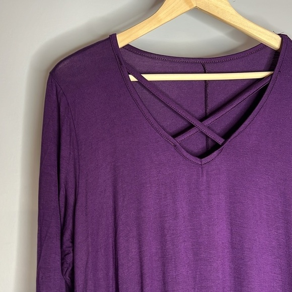 PURPLE RAYON CRISSCROSS V-NECK 3/4 SLEEVE XL FLOWY BLOUSE - Picture 3 of 8